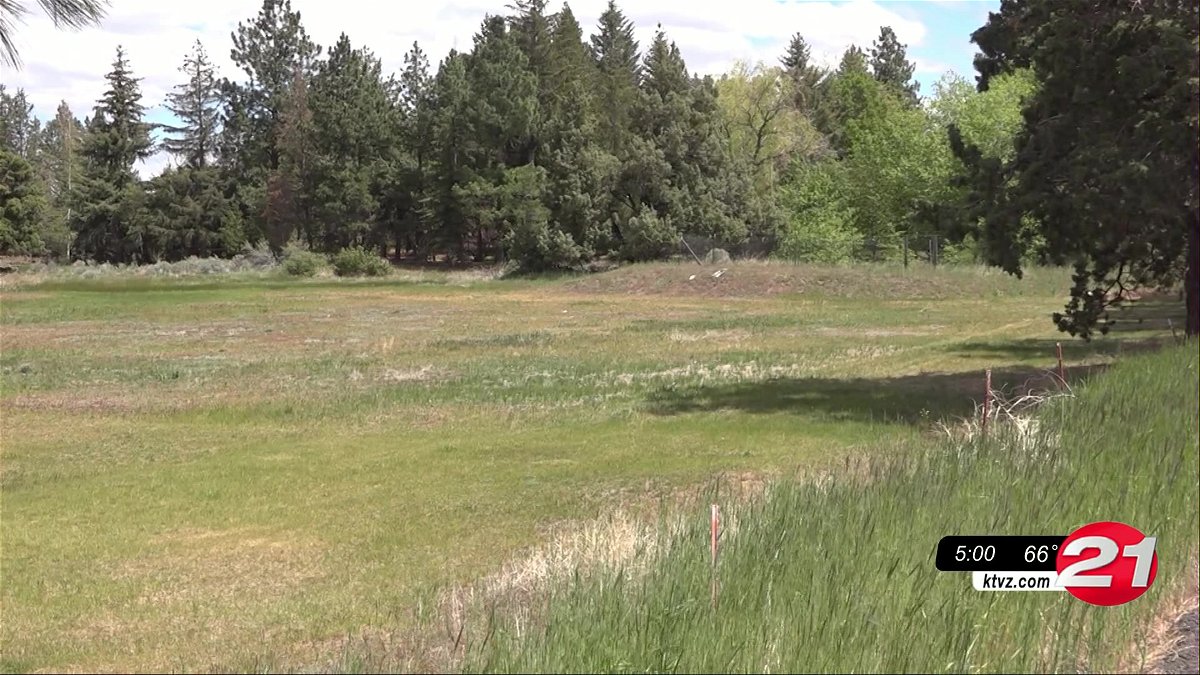Bend city councilors asked to OK initial planning contract for temporary homeless shelter site off 27th Street