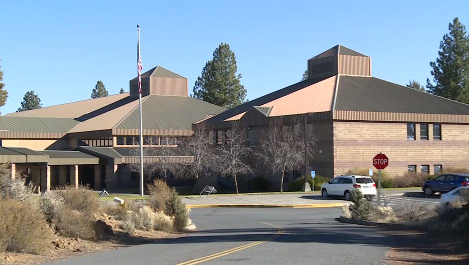 High Desert Middle School placed in ‘secure’ status due to suspicious man; federal fugitive arrested nearby