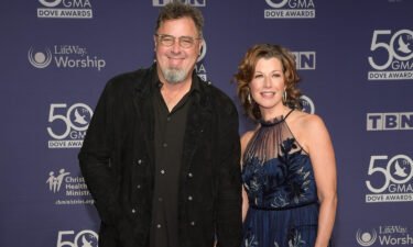 Vince Gill used a song he wrote for his wife