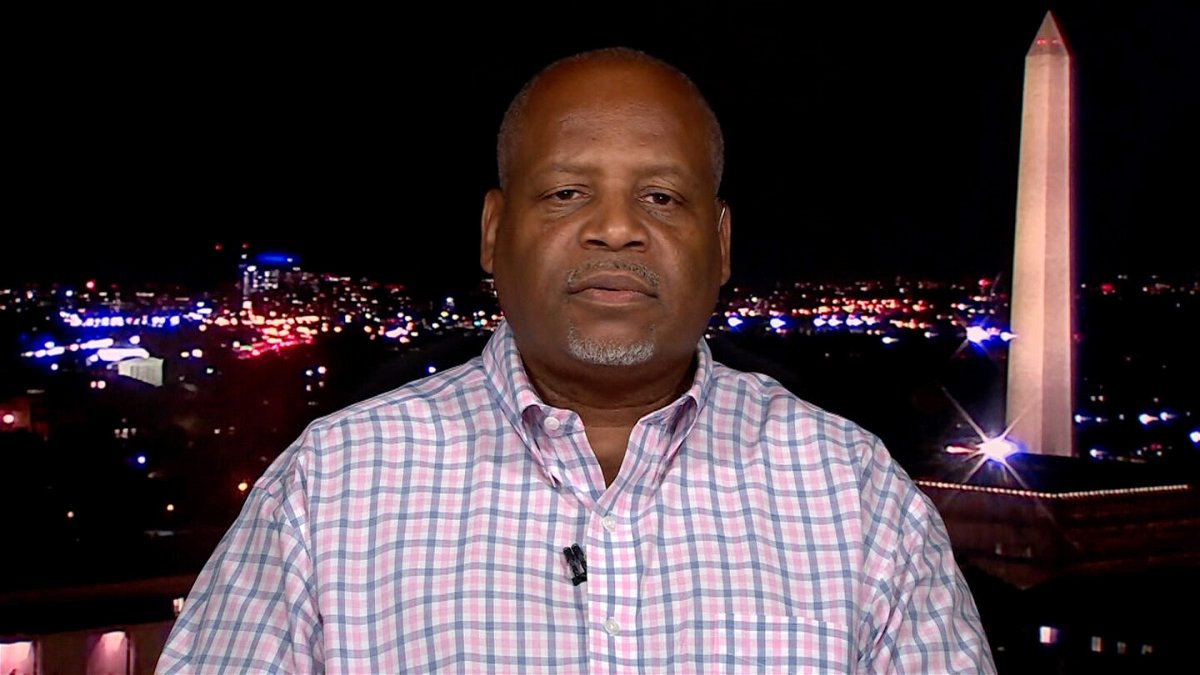 <i>CNN</i><br/>Retired DC Police officer Mark Robinson was in the lead car of Trump's motorcade during the riot. He said it would have been 