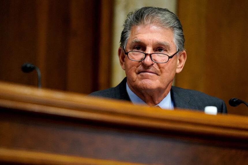 Manchin-backed+gas+pipeline+seeks+US+approval+to+start+up