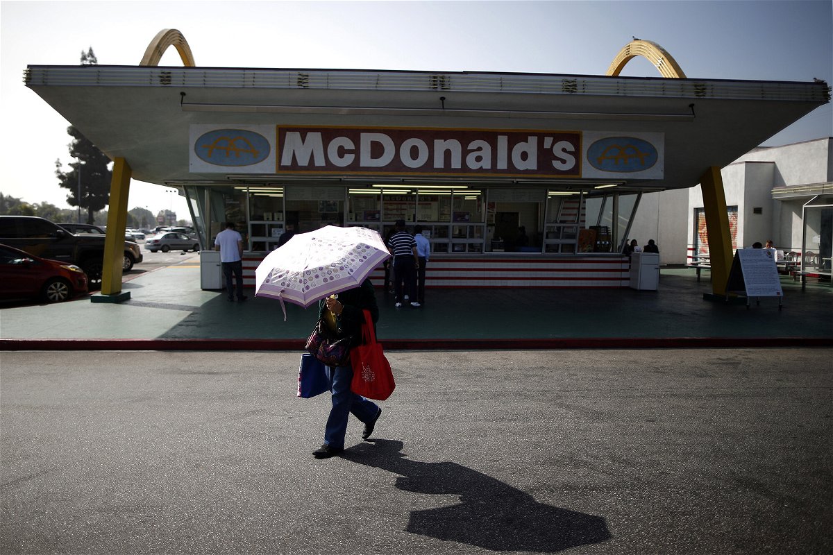 <i>Lucy Nicholson/Reuters</i><br/>McDonald's is one restaurant that opposes the passage of California's fast food bill.