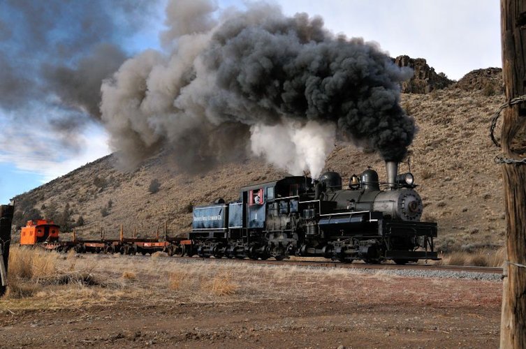 Century-old Mount Emily Shay steam locomotive leaving City of Prineville Railway for new Portland home