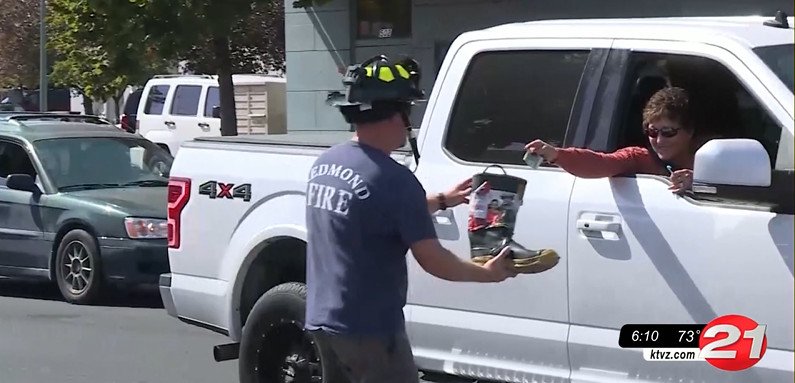 Redmond firefighters 'Fill the Boot' for MDA