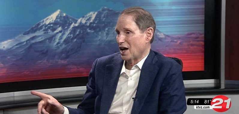 Sen. Ron Wyden talks about gas prices, housing crisis and mental health issues at KTVZ