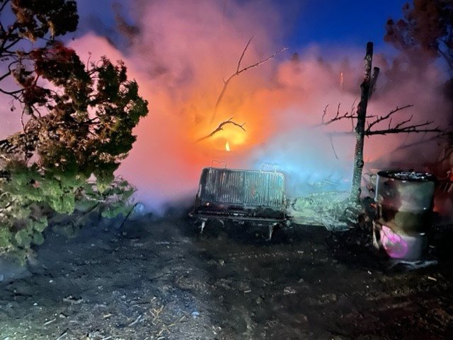 Bend firefighters stop unattended Juniper Ridge campfire that spread to shelter, juniper trees