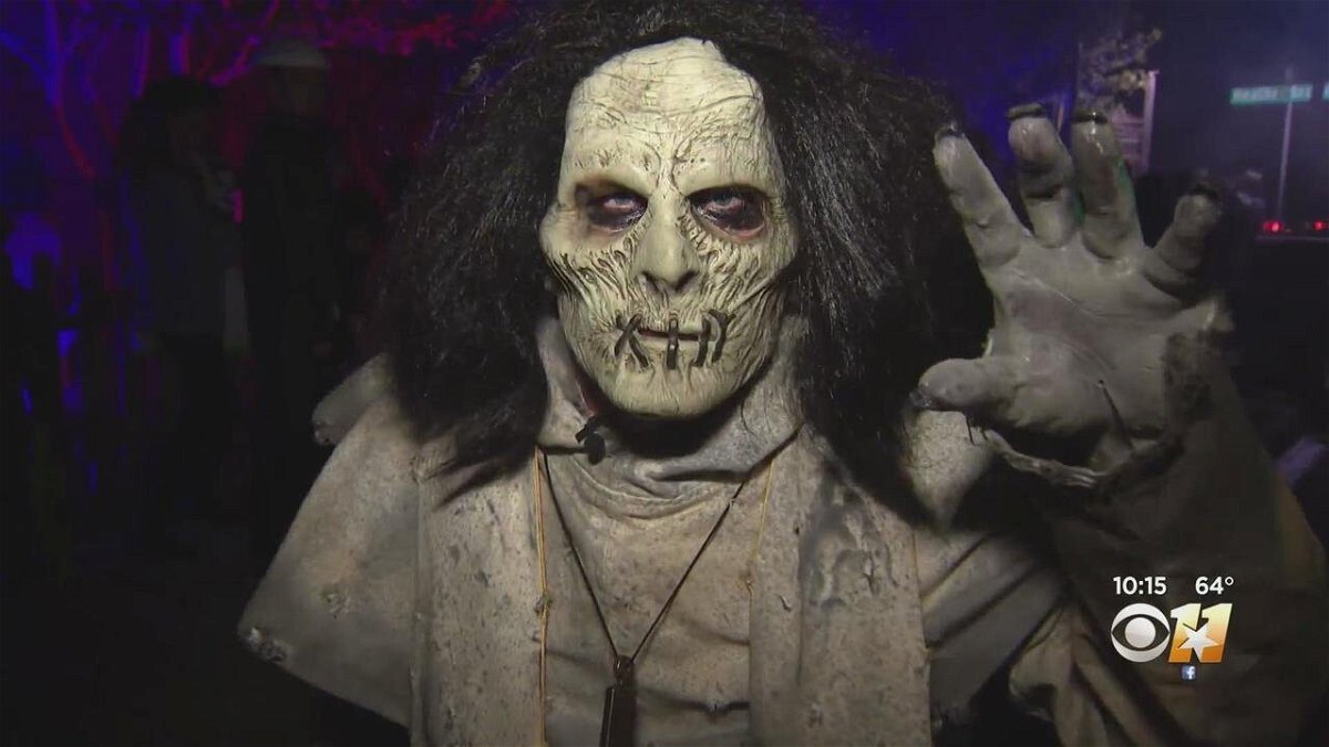 <i>KTVT</i><br/>A homeowner in Frisco has take Halloween to a whole new level by building and staffing a first rate haunted house.
