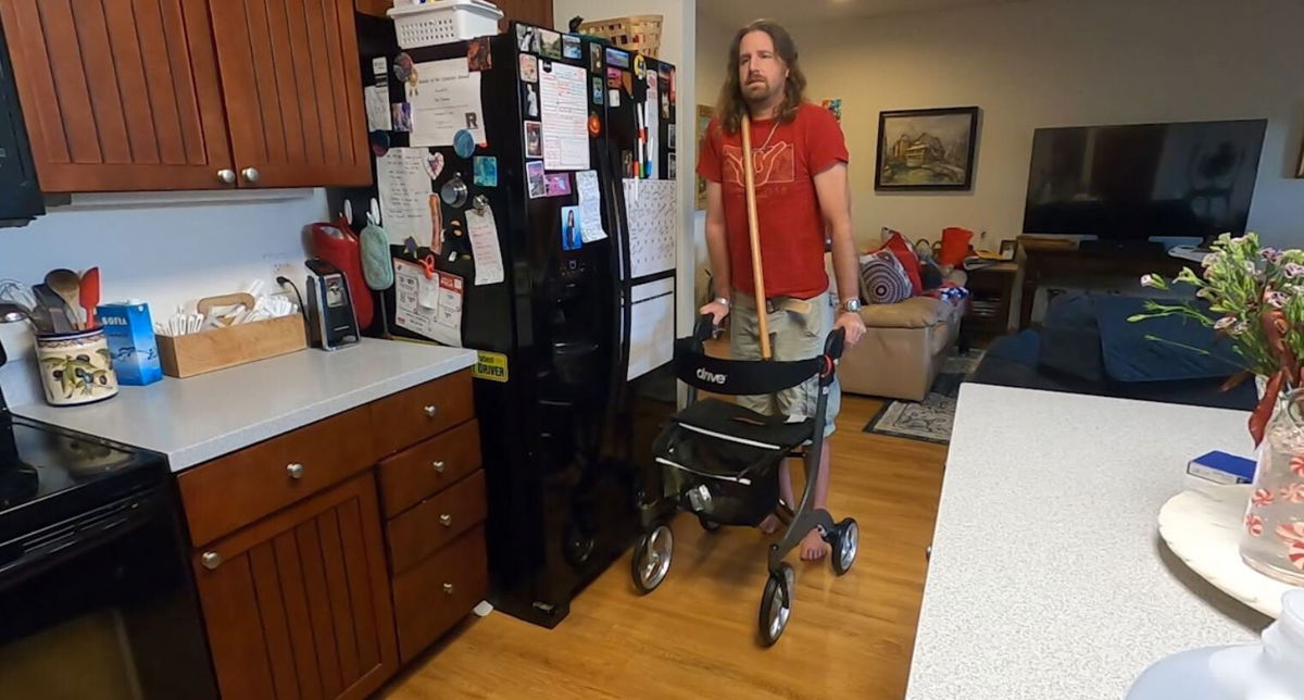 <i>KITV</i><br/>After suffering a stroke in 2020 and almost making a full recovery