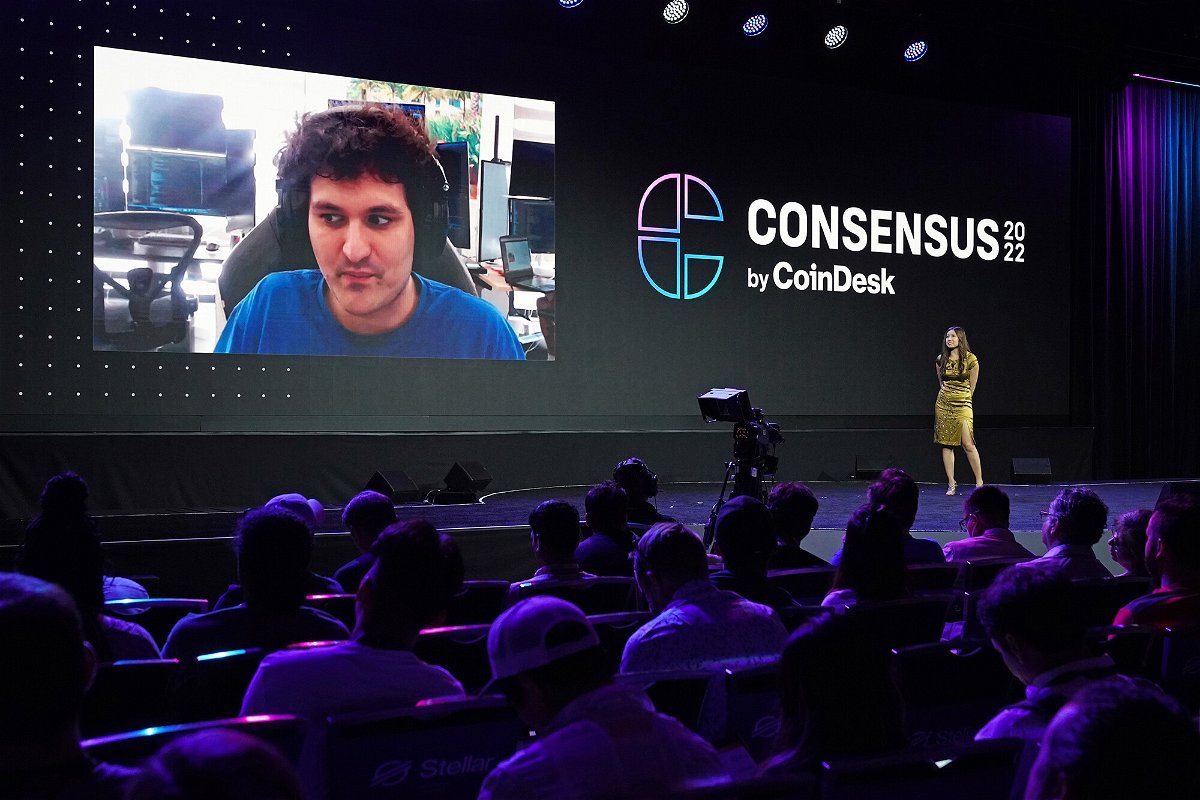 <i>Suzanne Cordeiro/Shutterstock</i><br/>Sam Bankman-Fried (left) and CoinDesk lead anchor Christine Lee are pictured here at the CoinDesk Austin Convention on June 10.
