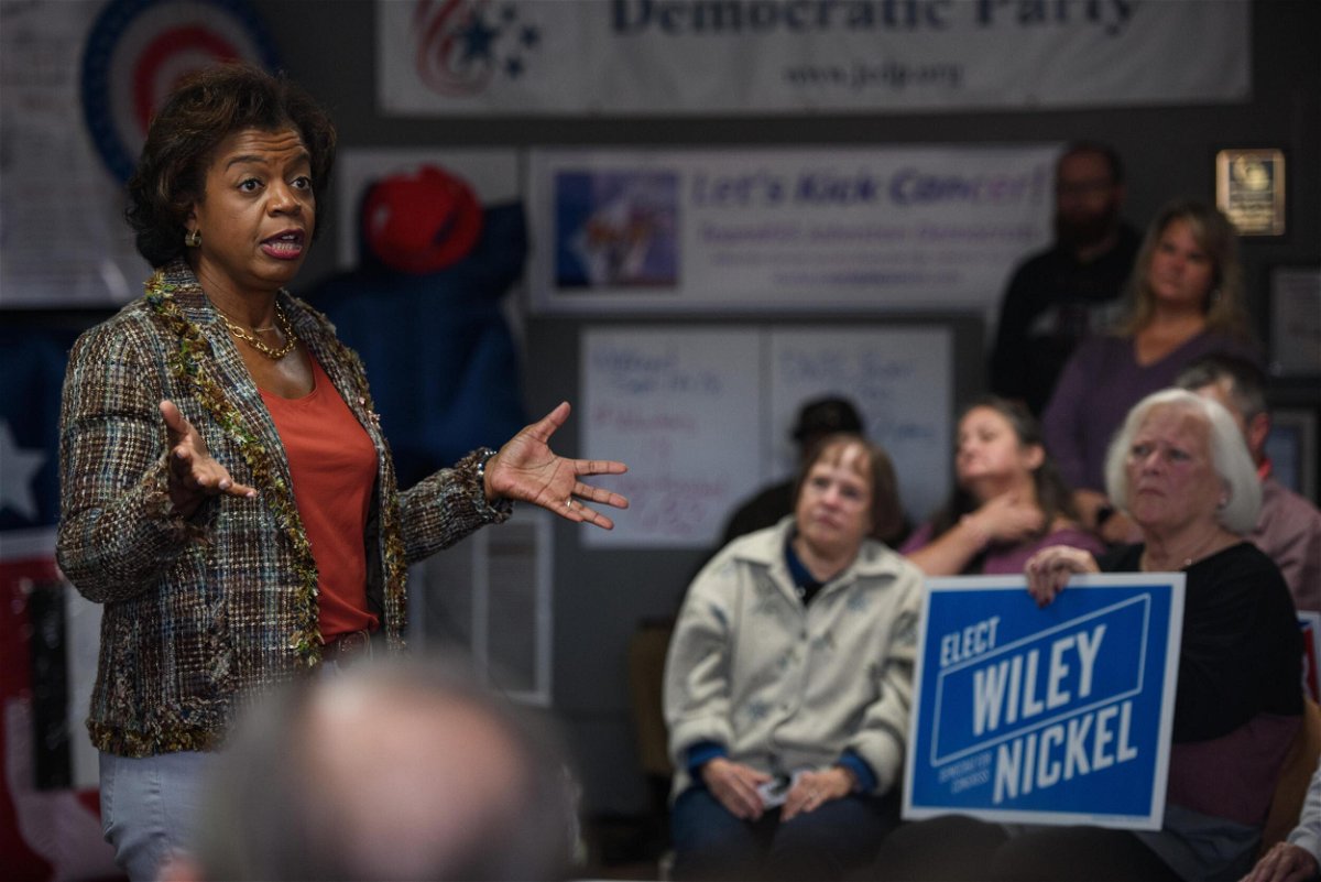 <i>Melissa Sue Gerrits/Getty Images</i><br/>Beasley campaigns in Smithfield