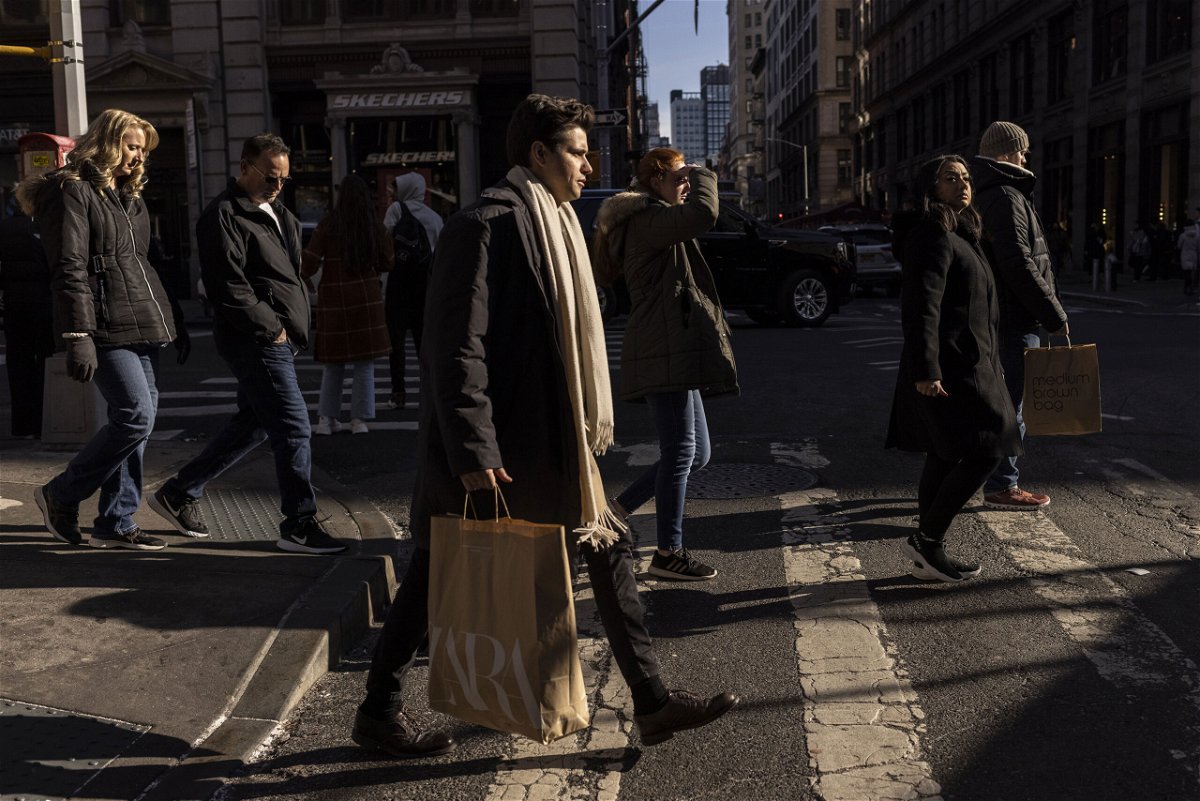 <i>Victor J. Blue/Bloomberg/Getty Images</i><br/>The US economy expanded again during the fourth quarter