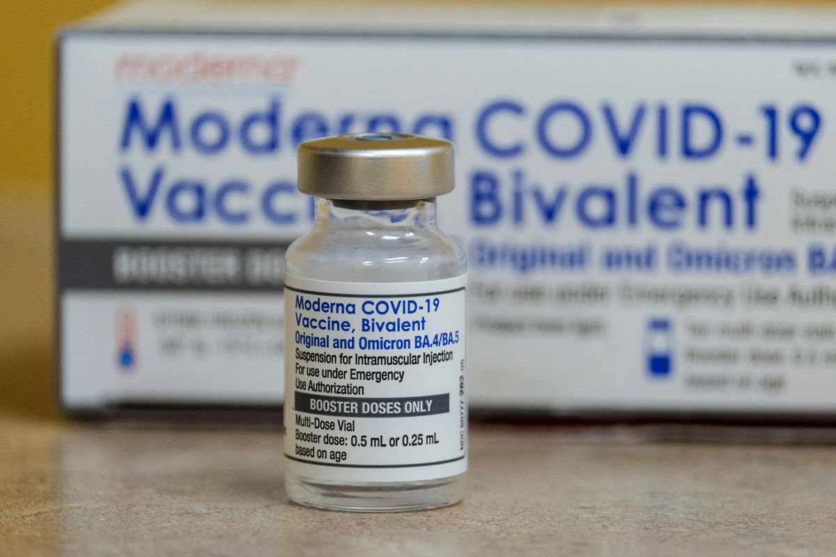 <i>Ringo Chiu/AFP/Getty Images</i><br/>FDA vaccine advisers are 'disappointed' and 'angry' that early data about the new Covid-19 booster shot wasn't presented for review last year. This photo shows a vial of the Moderna Covid-19 vaccine