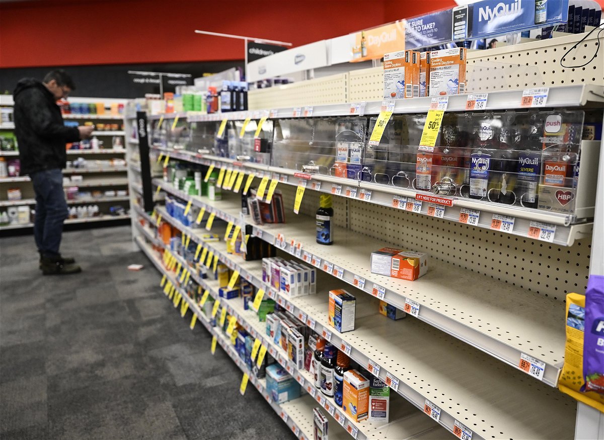 <i>Fatih Aktas/Anadolu Agency/Getty Images</i><br/>Shelves remain nearly empty near the section for children's medicine