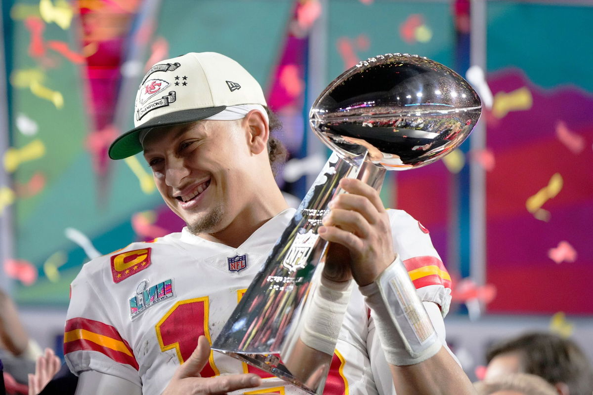 Photos highlight key touchdowns in Eagles thrilling Super Bowl win — AP  Photos