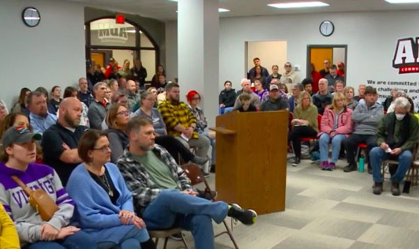 <i>KCCI</i><br/>More than 100 people packed the Adel-De Soto-Minburn Community School District school board meeting Monday to call for an end to bullying.