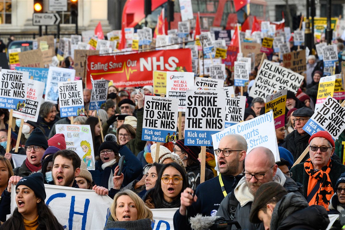 <i>Leon Neal/Getty Images</i><br/>Nursing staff and supporters march from University College Hospital to Downing Street on January 18