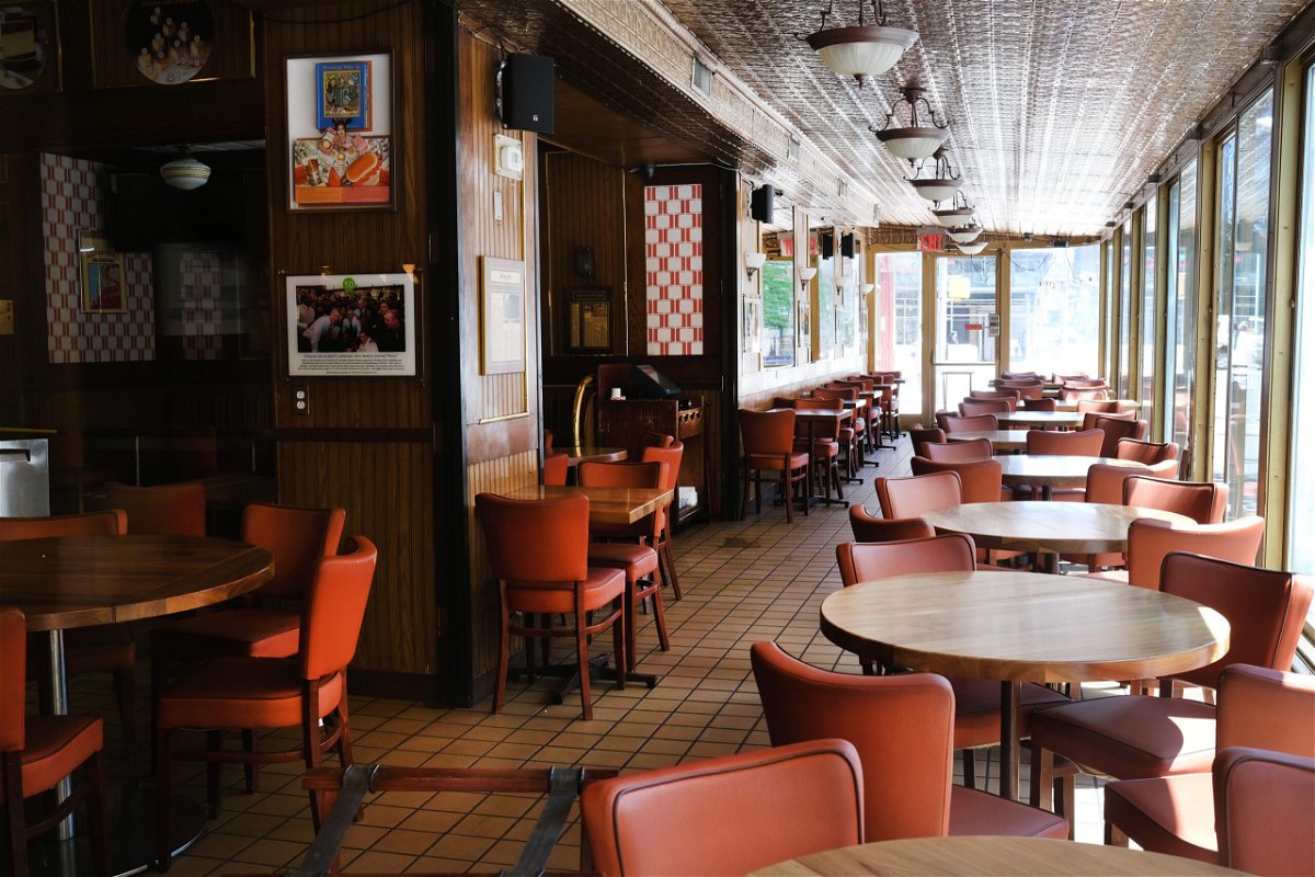 <i>Spencer Platt/Getty Images</i><br/>A restaurant stands empty and closed in Brooklyn
