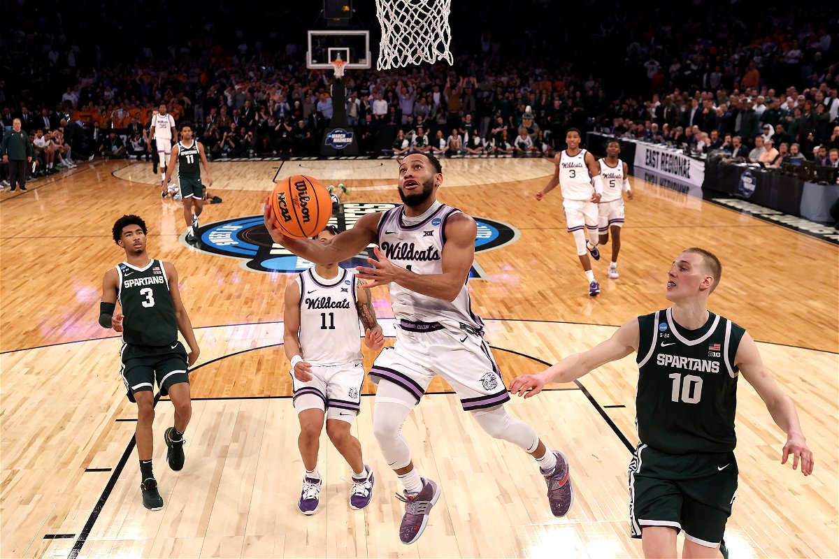 <i>Al Bello/Getty Images</i><br/>Nowell dominated for the Wildcats against Michigan State during their Sweet 16 matchup.