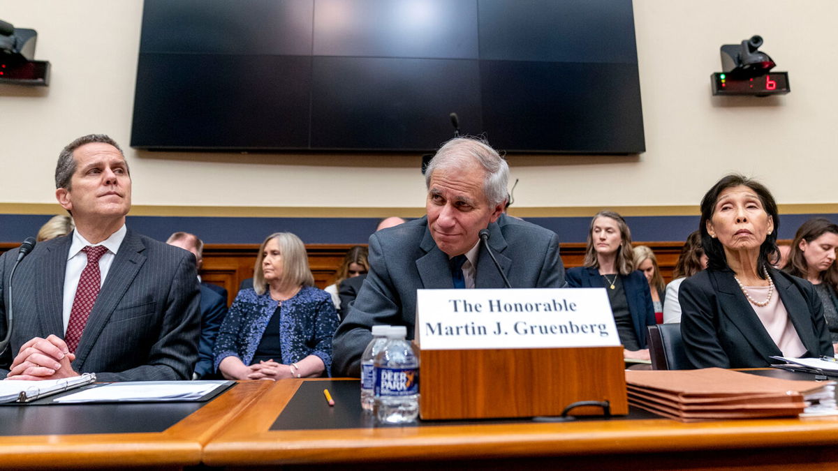 <i>Andrew Harnik/AP</i><br/>(L-R): Federal Reserve Board of Governors Vice Chair for Supervision Michael Barr