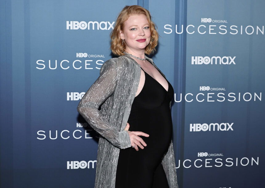 Sarah Snook Reveals She's Pregnant At 'Succession' Premiere - KTVZ