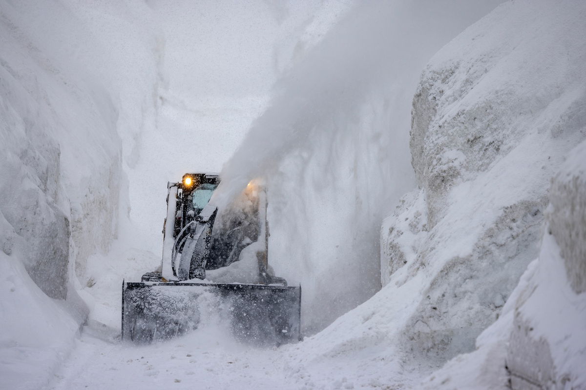 Storm approaching Maine: High winds, power outages, snow, and flooding  likely