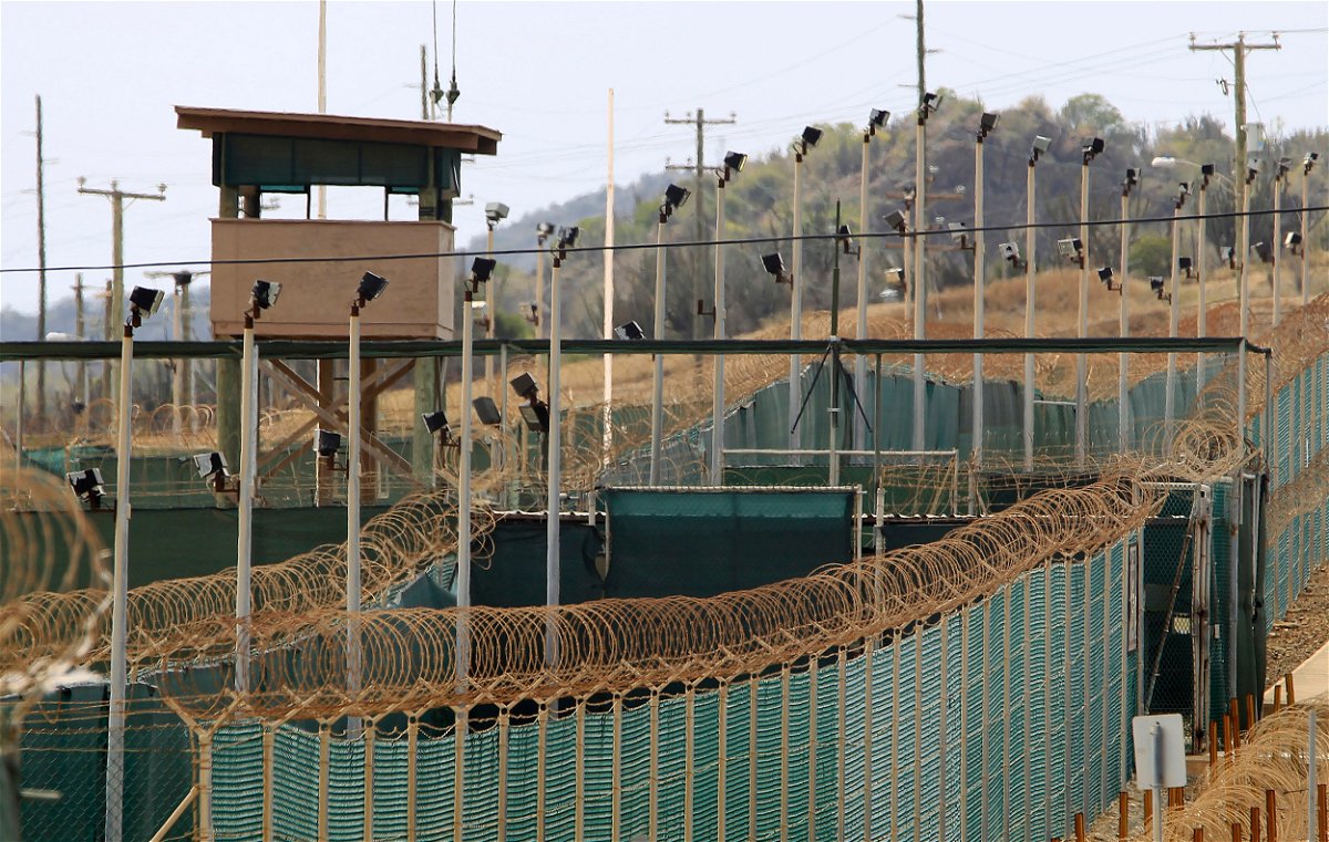 <i>Bob Strong/Reuters/FILE</i><br/>The US transferred an alleged al-Qaeda associate from Guantanamo Bay to Algeria