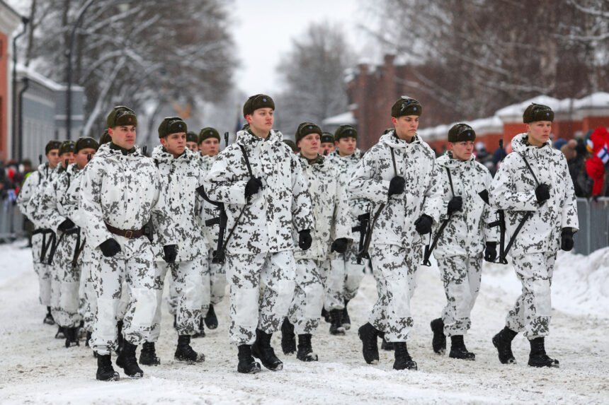 Finland Joins Nato Doubling Military Alliances Border With Russia In A Blow For Putin Ktvz