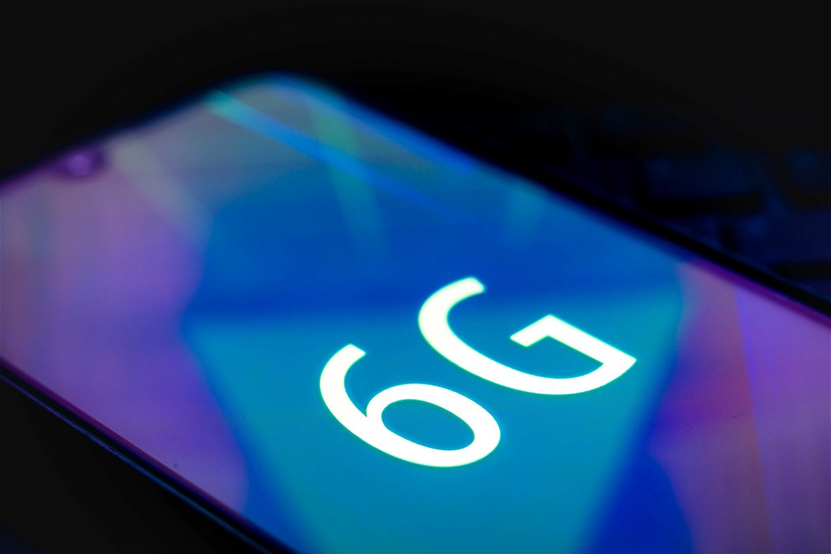 <i>Rafael Henrique/SOPA Images/Shutterstock</i><br/>The White House is discussing strategies for building out next-generation 6G wireless technology.