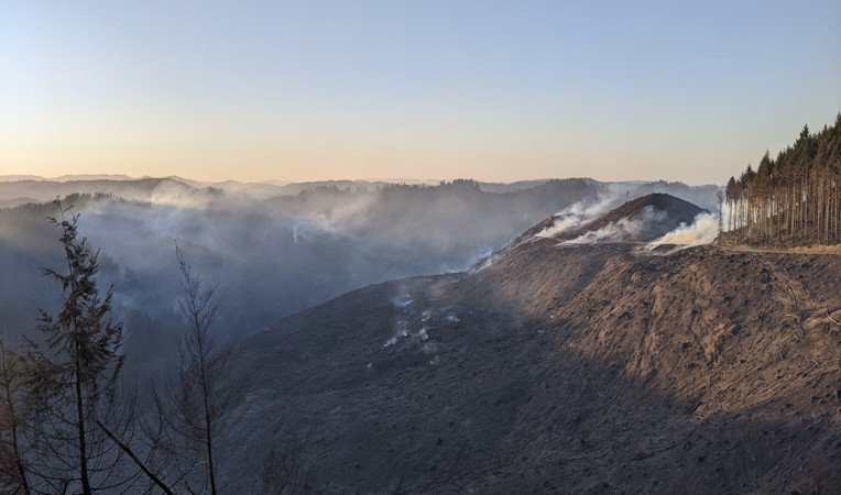 7K Fire broke out in steep terrain of Lane County SW of Veneta