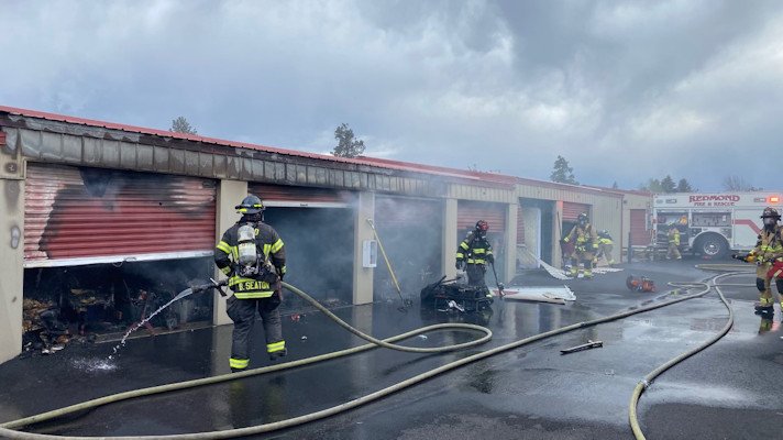 Smoke pours from Redmond self-storage units hit by fire Wednesday