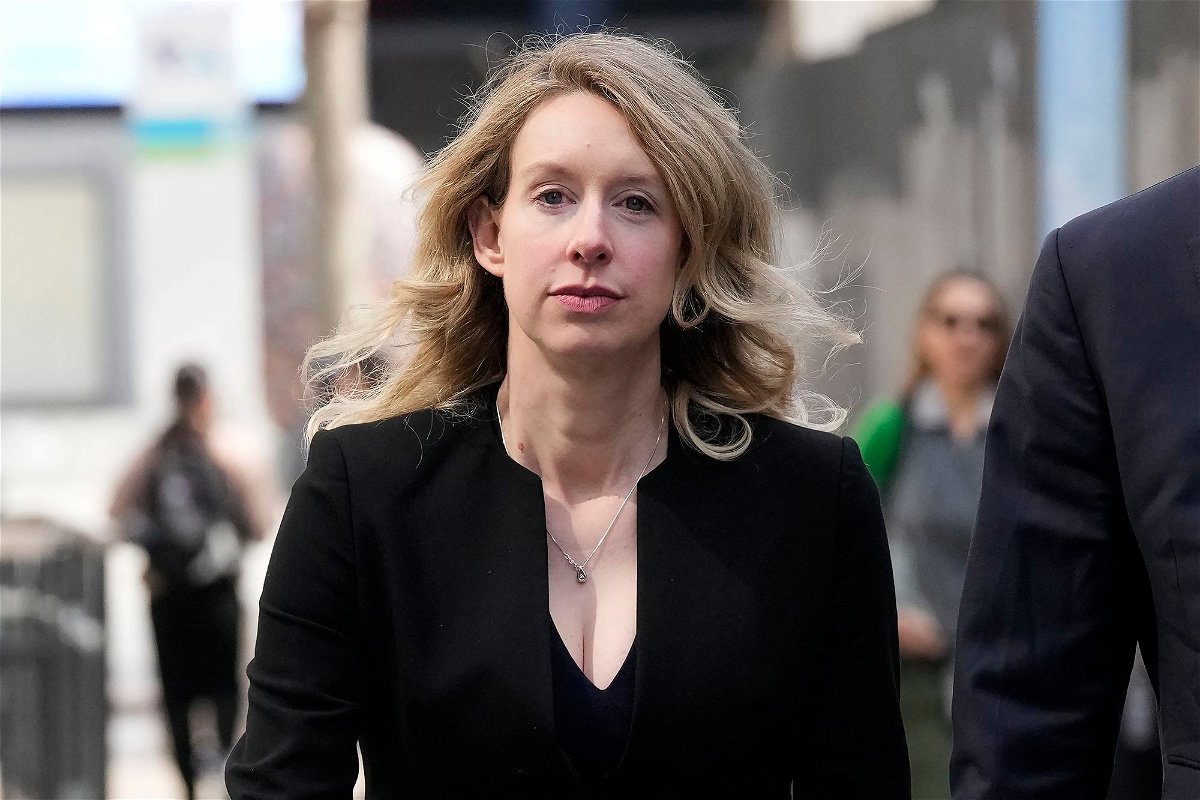 <i>Jeff Chiu/AP/FILE</i><br/>Former Theranos CEO Elizabeth Holmes leaves federal court in San Jose