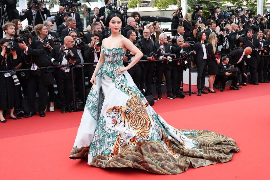 Back in the spotlight, Fan Bingbing celebrates Asian designers at ...