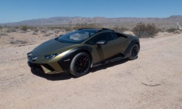 A Lamborghini Haracán Sterrato in the desert in California.