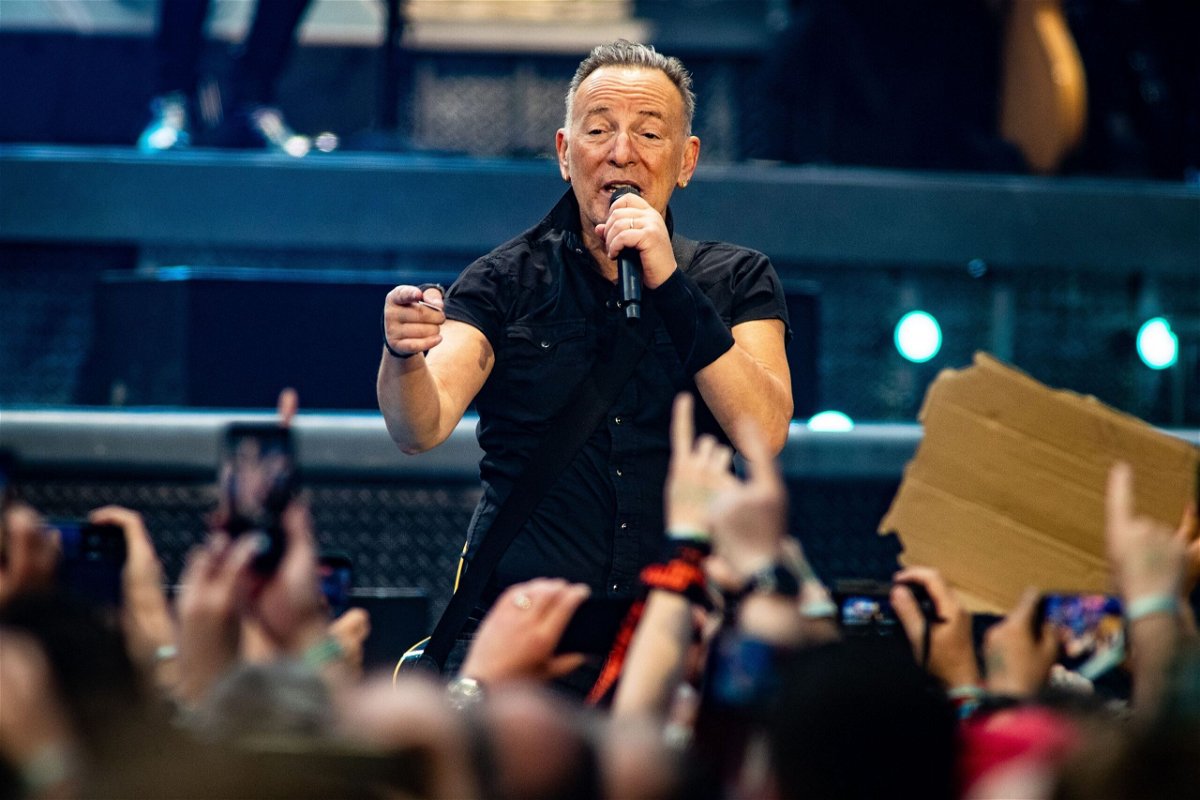 <i>Hollandse Hoogte/Shutterstock</i><br/>Bruce Springsteen performs with The E Street Band at the Johan Cruijff Arena in Amsterdam