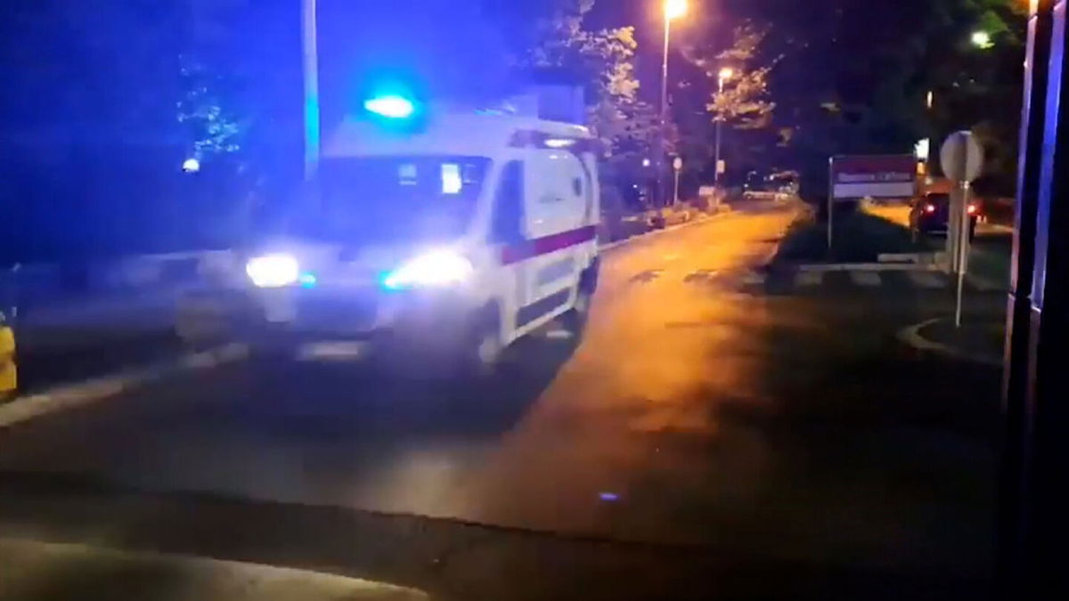 <i>N1</i><br/>An ambulance responds to a shooting near Mladenovac