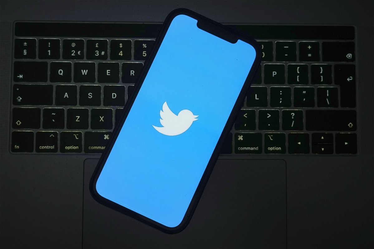 <i>Christopher Furlong/Getty Images</i><br/>Privacy and security experts raise questions about the future of user safety on Twitter in light of the platform's new encrypted message feature.