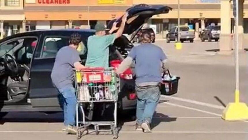 <i>Arapahoe County Sheriff's Office/KCNC</i><br/>Arapahoe County Sheriff's Office is searching for three men who stole $400 to $500 worth of laundry detergent from a King Soopers store. The store they targeted is on Arapahoe Road west of Holly.