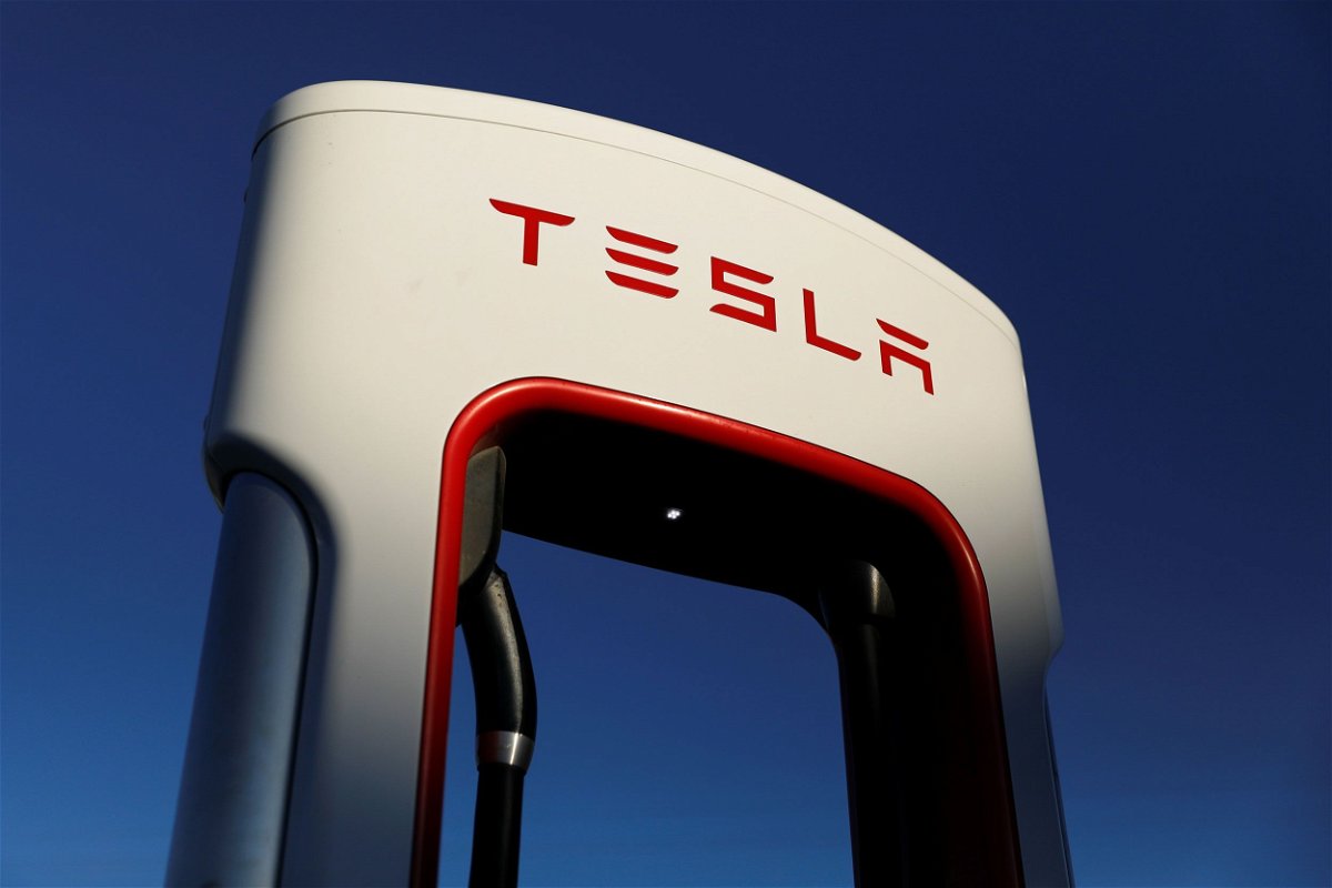 <i>Mike Blake/Reuters</i><br/>Tesla super chargers are shown in Mojave