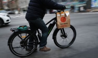 New York City on Sunday announced a new minimum pay-rate for app food delivery workers.