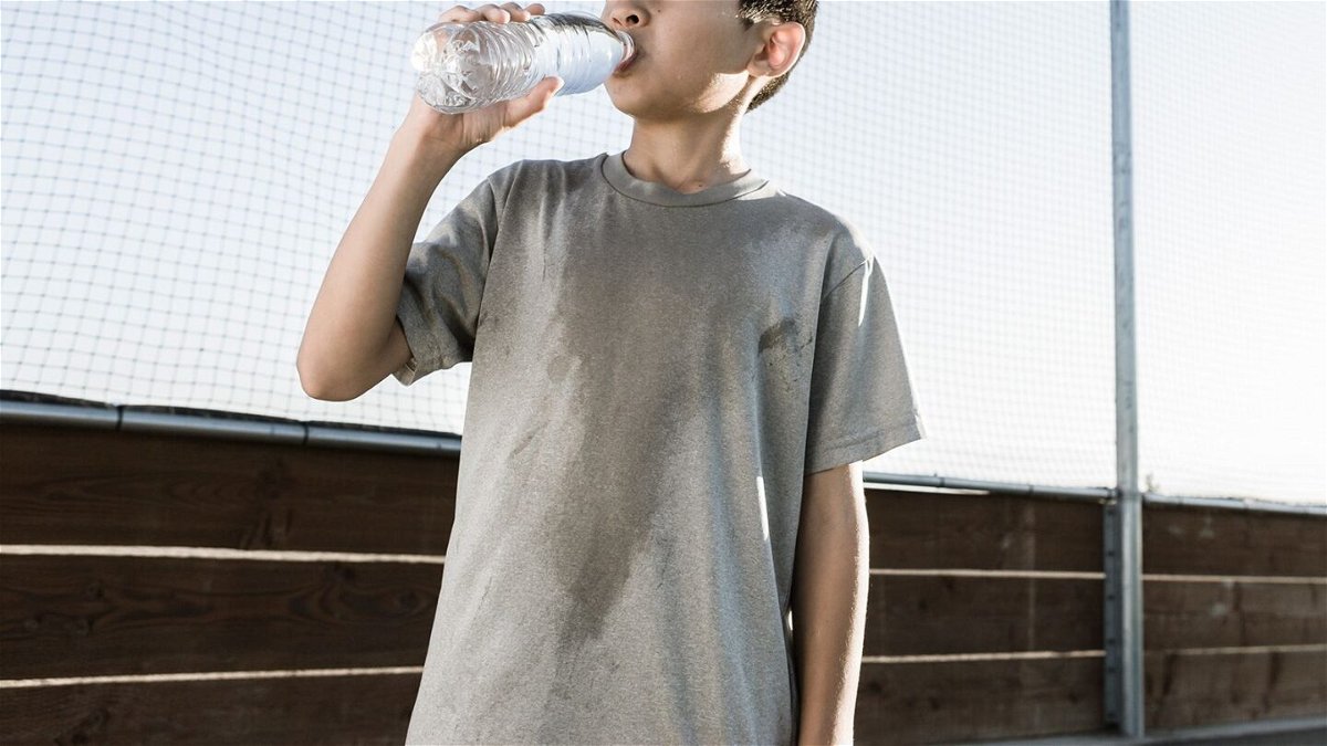 <i>gjohnstonphoto/iStockphoto/Getty Images</i><br/>Make sure children drink plenty of fluids.