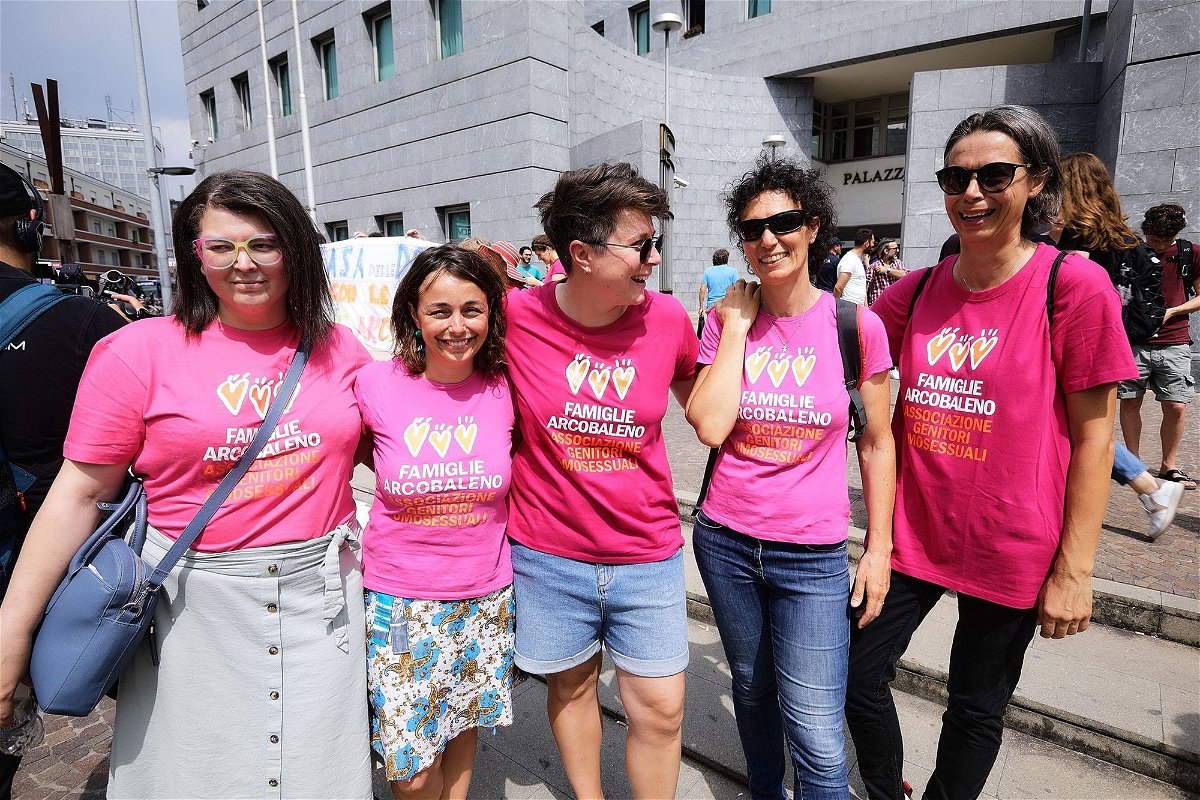 Italian women protest prosecutors call to erase lesbian mothers name from childs birth certificate picture