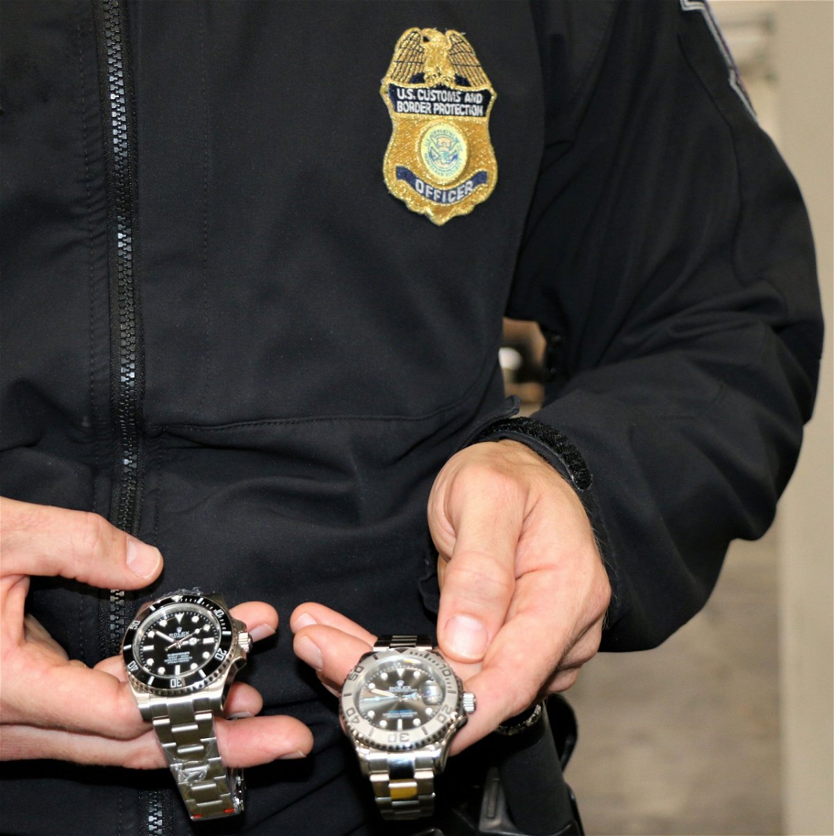 <i>US Customs and Border Protection</i><br/>US Customs and Border Protection officers seized fake luxury watches at Los Angeles International Airport that -- if they were legitimate -- would be worth more than $1.2 million.