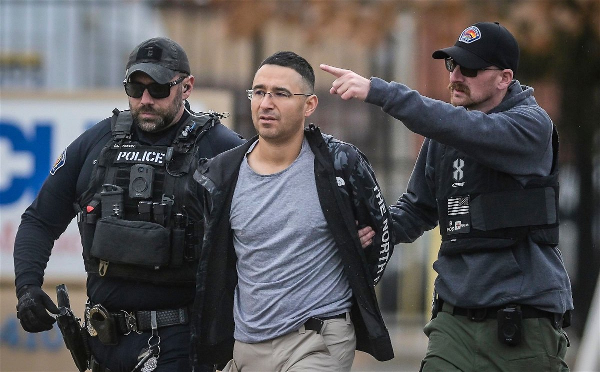 <i>Roberto E. Rosales/The Albuquerque Journal/AP/FILE</i><br/>Solomon Peña was arrested in Albuquerque