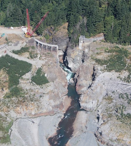 Glines Canyon dam removal on Sept. 3, 2014.