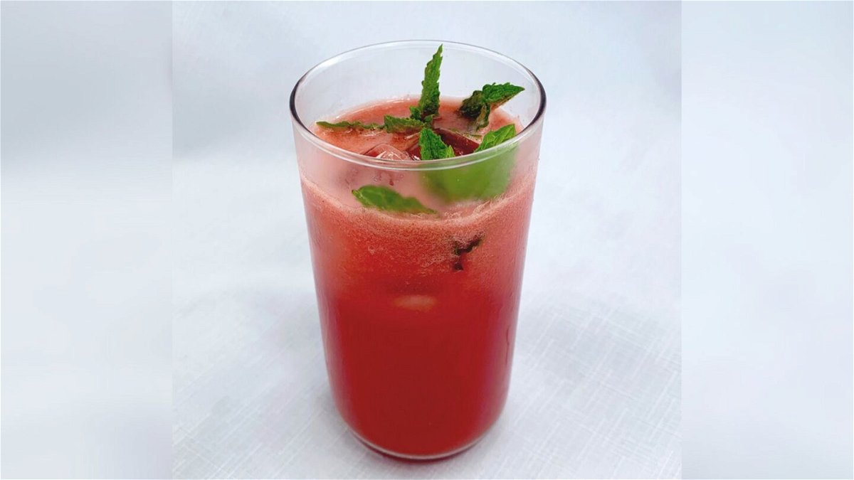 <i>Lisa Drayer</i><br/>Vitamin C and lycopene from watermelon and strawberries make this fruit punch the perfect poolside beverage.