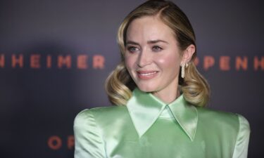 Emily Blunt will star in the film "Oppenheimer