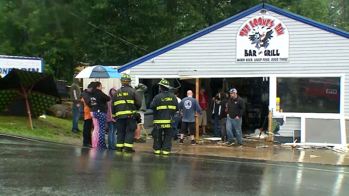 <i>WMUR</i><br/>A vehicle crashed into The Looney Bin on Sunday