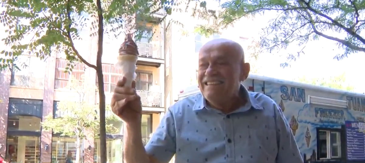 <i></i><br/>Neighbors showed up to support 82-year-old Wilfredo Cintron after he says he and his son were robbed at gunpoint on their ice cream truck.