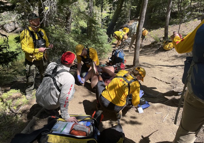 DCSO Search and Rescue tends to injured hiker Saturday near Paulina Lake