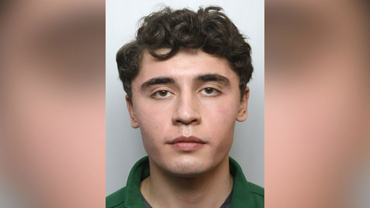 <i>Metropolitan Police</i><br/>London police are hunting for Daniel Abed Khalife who escaped from prison on September 6.
